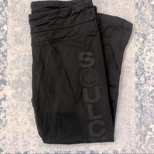 Lululemon Crop size 8